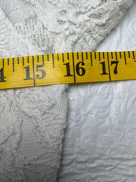 Abercrombie & Fitch Cream Lace Long-Sleeve Scoop Dress - Picture 5 of 6